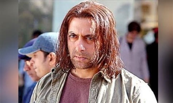 #ThrowbackThursday: 5 Looks of Salman Khan We Are Glad to Not See Again On the Silver Screen
