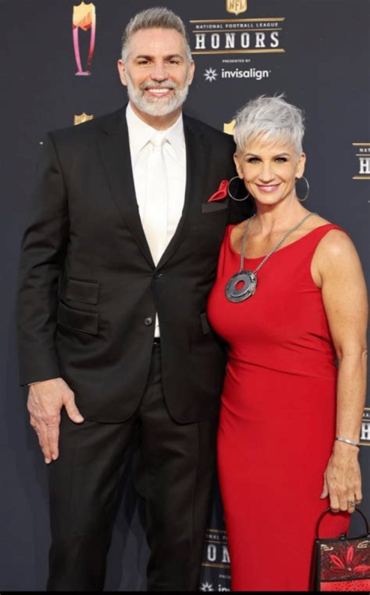 What did Peter Robbins die of? Bio, College, Net Worth, Wife, Height, Tattoo