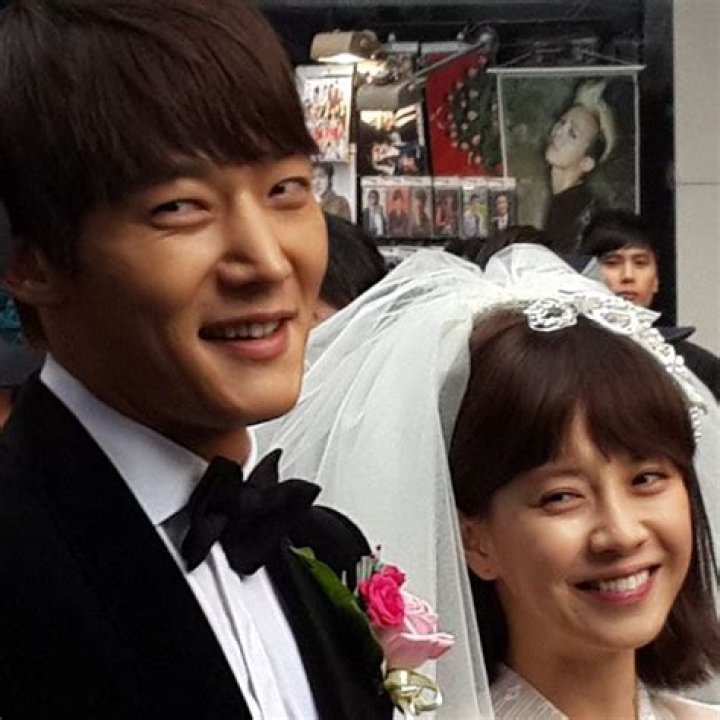 Who is Choi Jin-Hyuk Girlfriend/Wife? Bio | Age and Net Worth 2023 | Movies