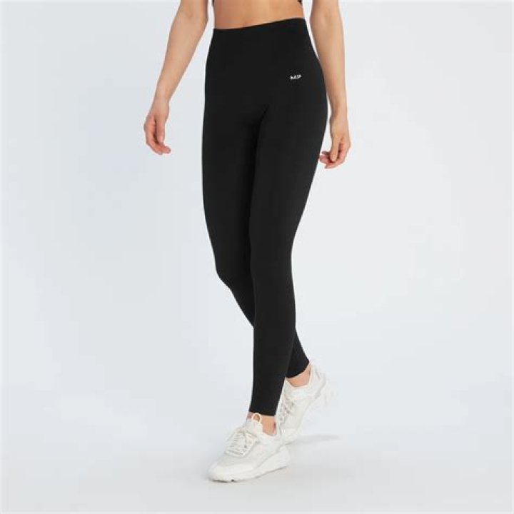 Women's Shape Seamless Ultra Leggings | Black